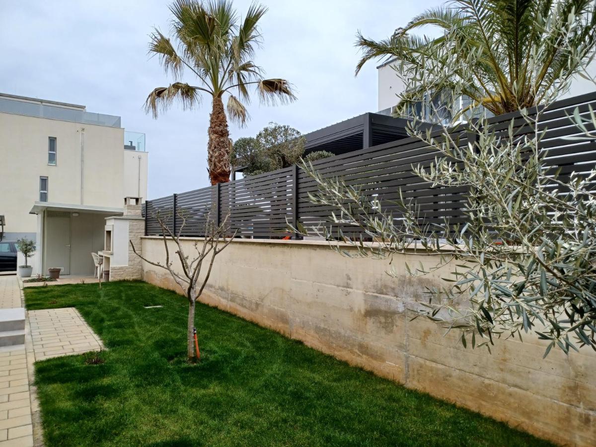 Apartments Leon 1 Novigrad  Exterior photo
